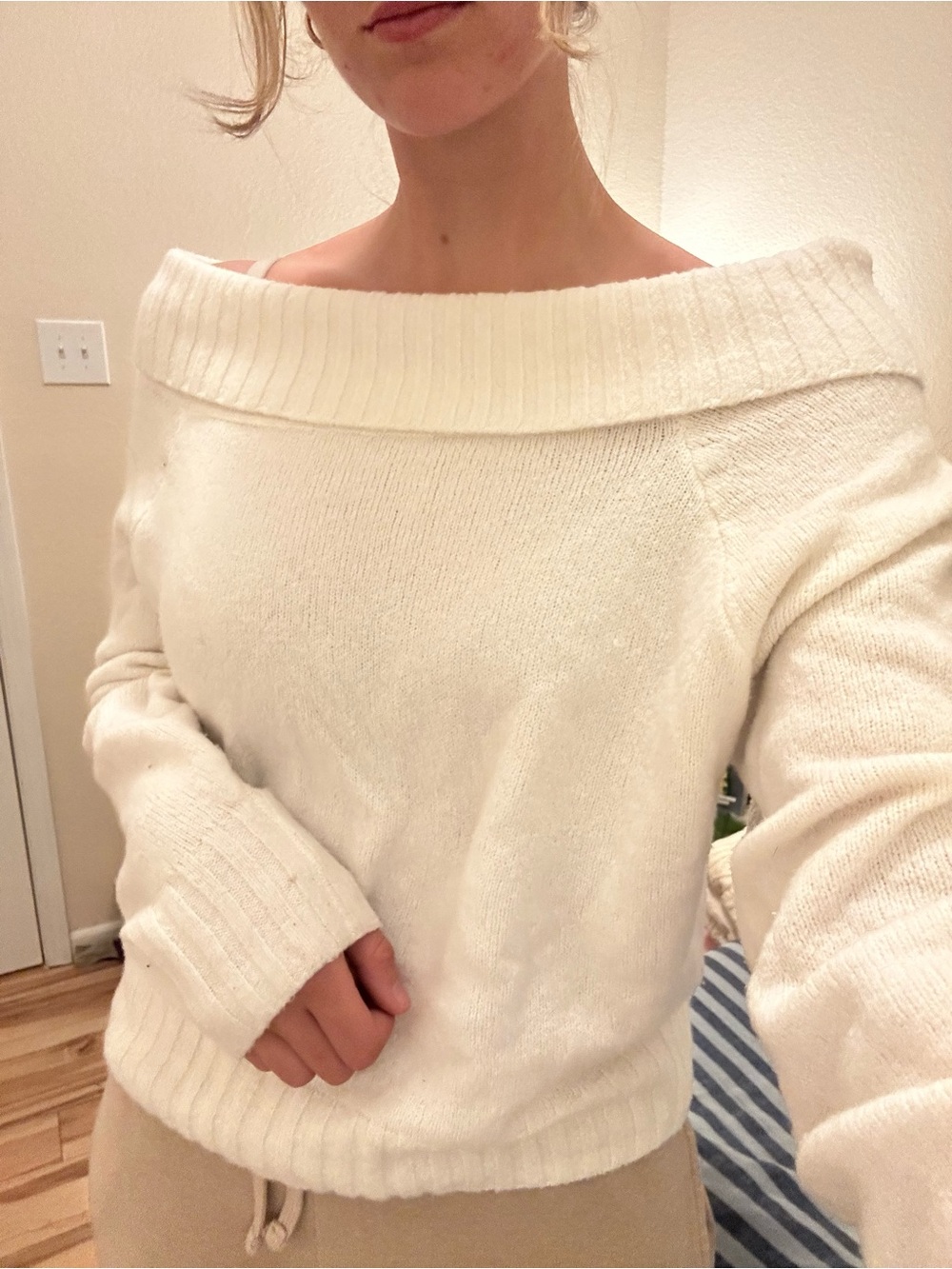 Hollister Off-Shoulder Cream Sweater